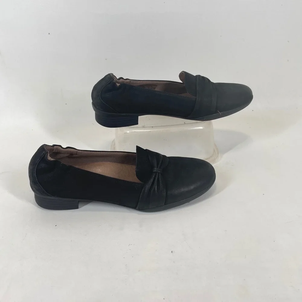 Dansko Black Leather Bow Loafer Flats Elastic Heel Round Toe Size 39